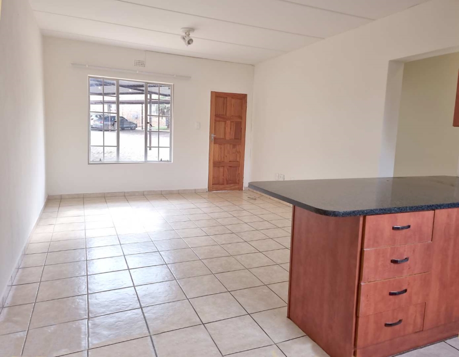 To Let 2 Bedroom Property for Rent in Strubensvallei Gauteng