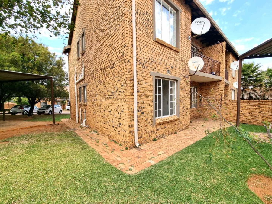To Let 2 Bedroom Property for Rent in Strubensvallei Gauteng
