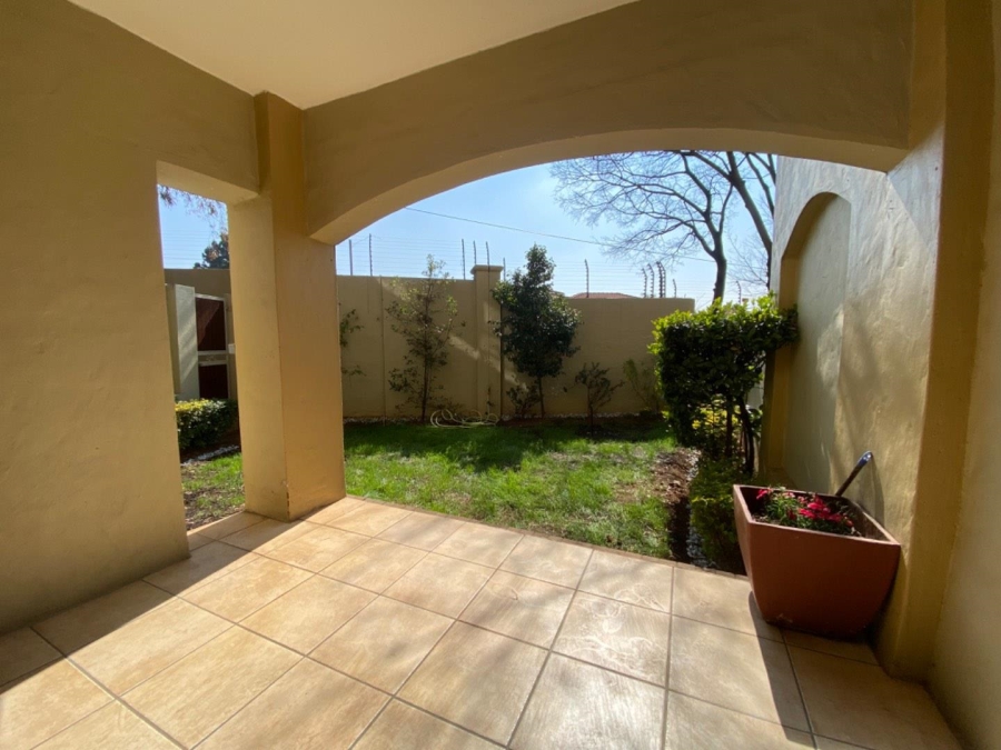 To Let 2 Bedroom Property for Rent in Morningside Gauteng