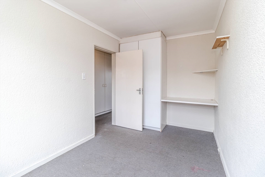 To Let 2 Bedroom Property for Rent in Weltevreden Park Gauteng