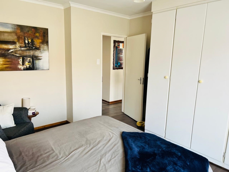 2 Bedroom Property for Sale in Rooihuiskraal North Gauteng