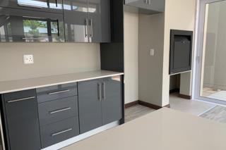 3 Bedroom Property for Sale in Nieuw Muckleneuk Gauteng