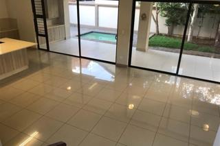 3 Bedroom Property for Sale in Nieuw Muckleneuk Gauteng