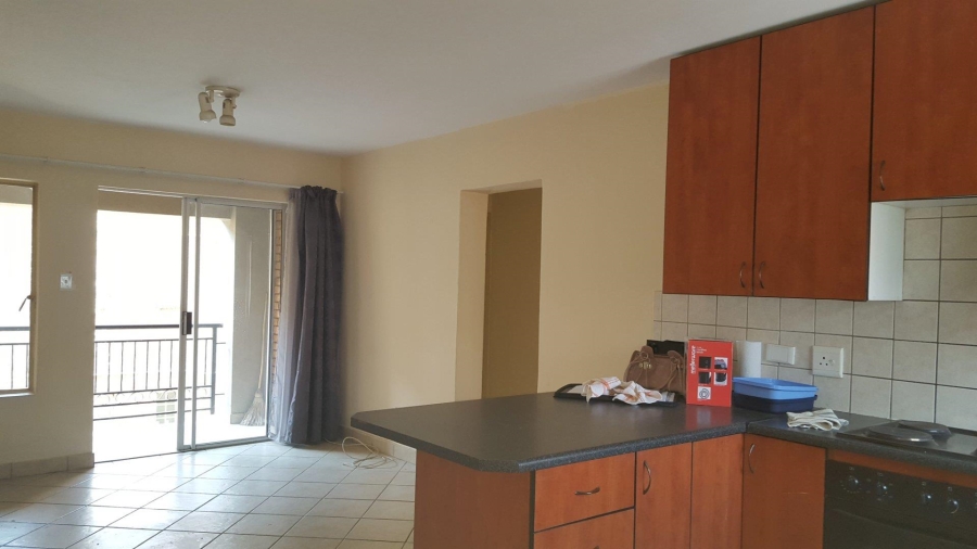 To Let 2 Bedroom Property for Rent in Vorna Valley Gauteng
