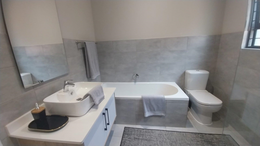 3 Bedroom Property for Sale in Olympus Gauteng