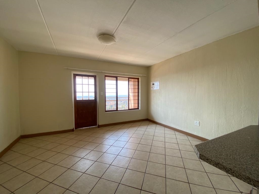 2 Bedroom Property for Sale in Constantia Kloof Gauteng