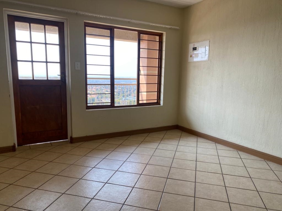 2 Bedroom Property for Sale in Constantia Kloof Gauteng