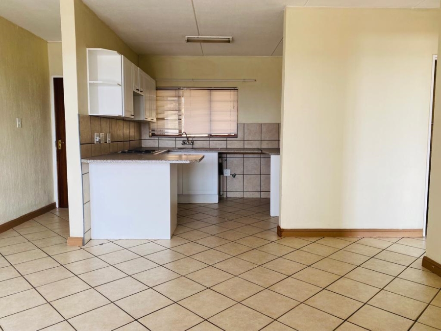 2 Bedroom Property for Sale in Constantia Kloof Gauteng