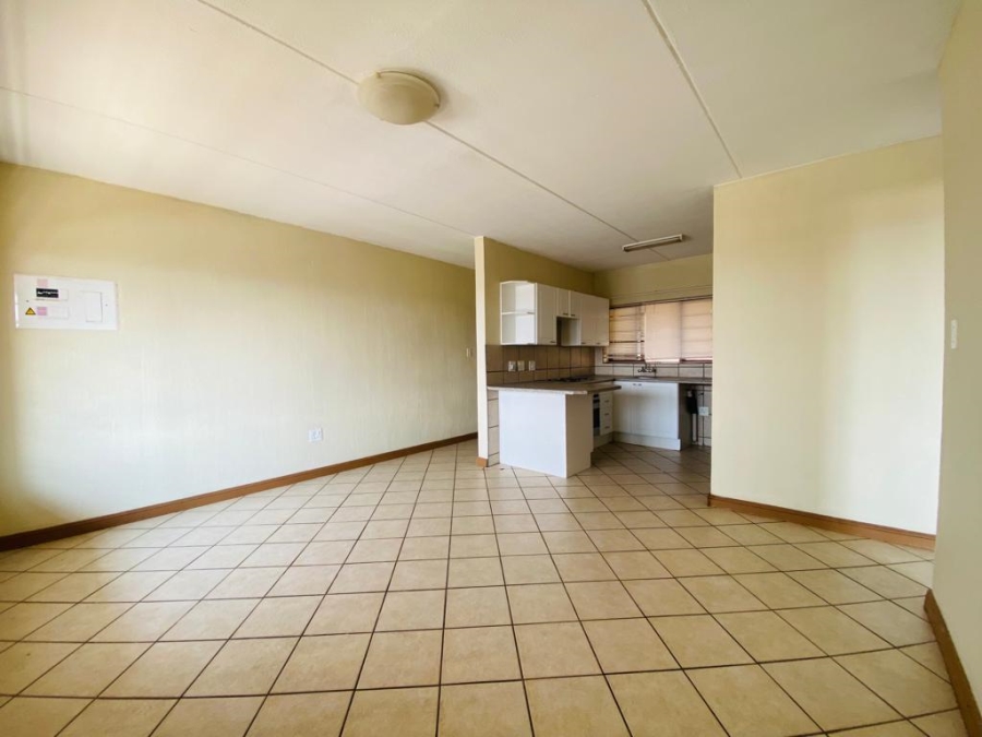 2 Bedroom Property for Sale in Constantia Kloof Gauteng