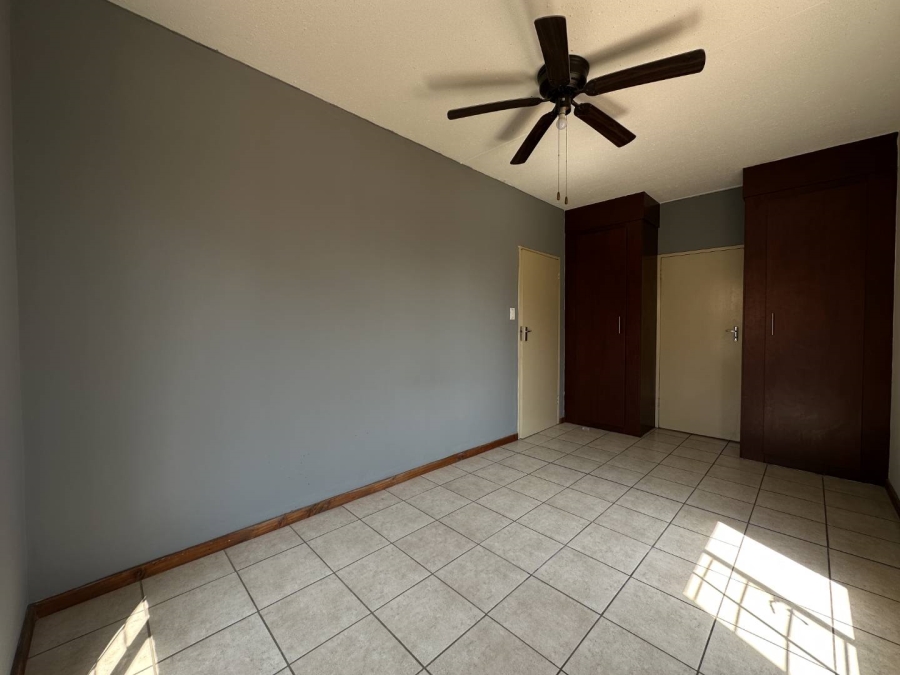 1 Bedroom Property for Sale in Tijger Valley Gauteng