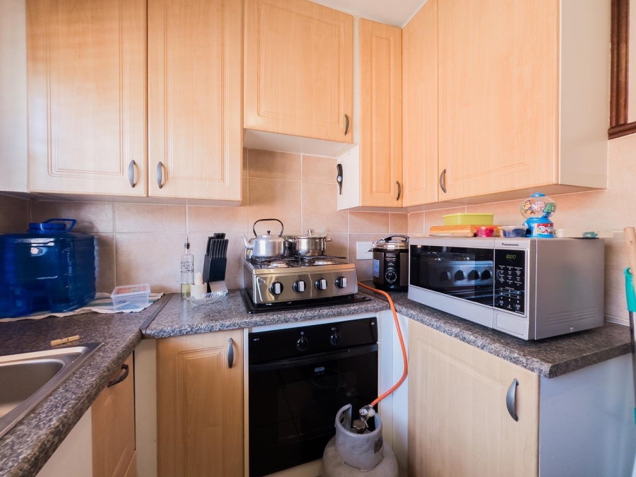 To Let 2 Bedroom Property for Rent in Mooikloof Ridge Gauteng