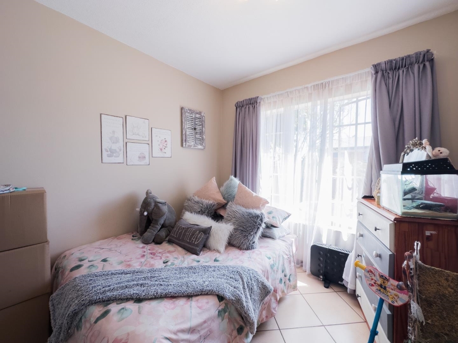 To Let 2 Bedroom Property for Rent in Mooikloof Ridge Gauteng