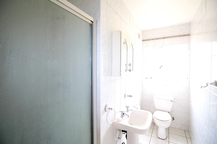 To Let 2 Bedroom Property for Rent in Morningside Gauteng