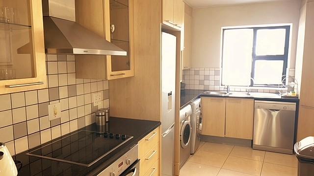 To Let 3 Bedroom Property for Rent in Benmore Gauteng