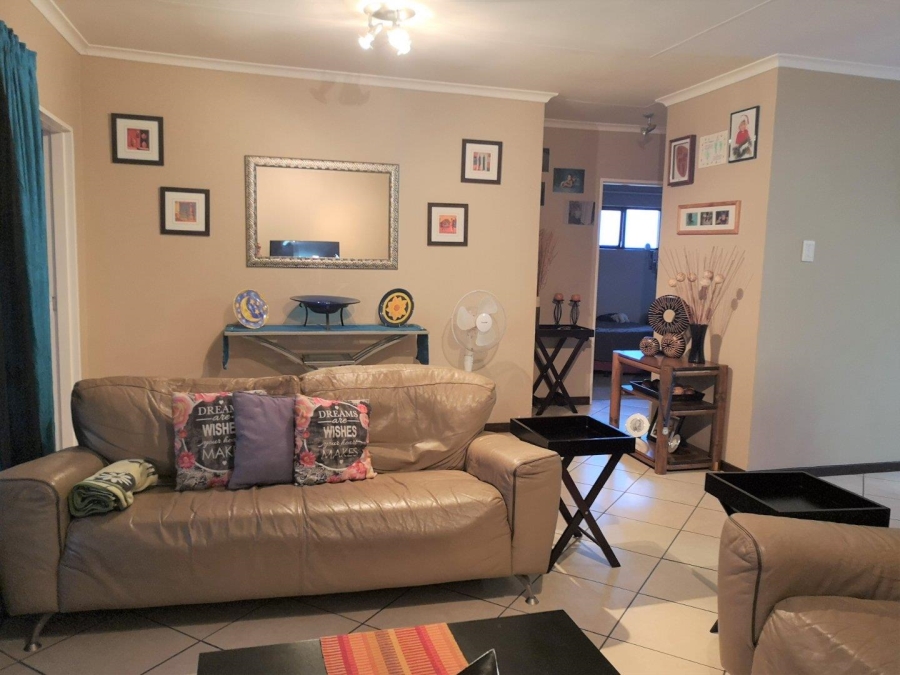 To Let 2 Bedroom Property for Rent in Meyersdal Gauteng