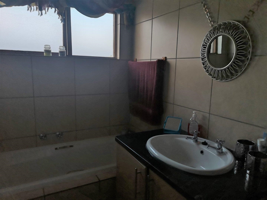 To Let 2 Bedroom Property for Rent in Meyersdal Gauteng