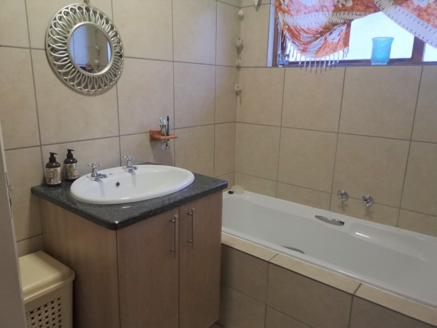 To Let 2 Bedroom Property for Rent in Meyersdal Gauteng