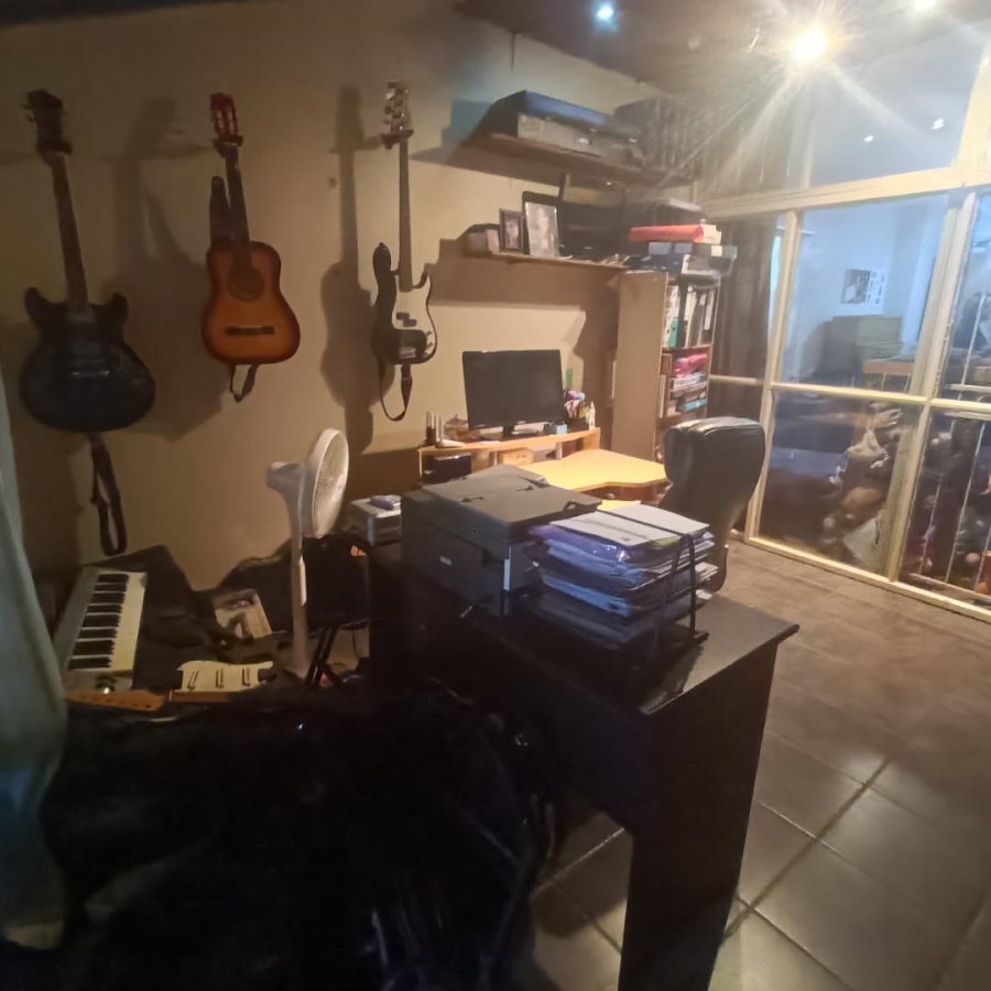 3 Bedroom Property for Sale in Clubview Gauteng