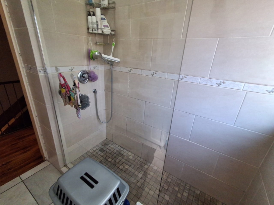 3 Bedroom Property for Sale in Clubview Gauteng