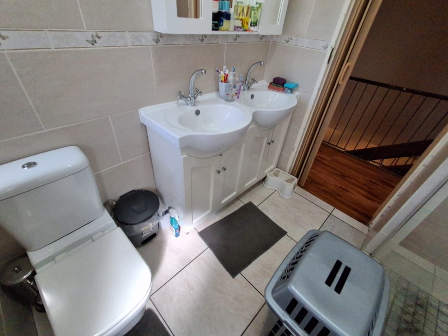3 Bedroom Property for Sale in Clubview Gauteng