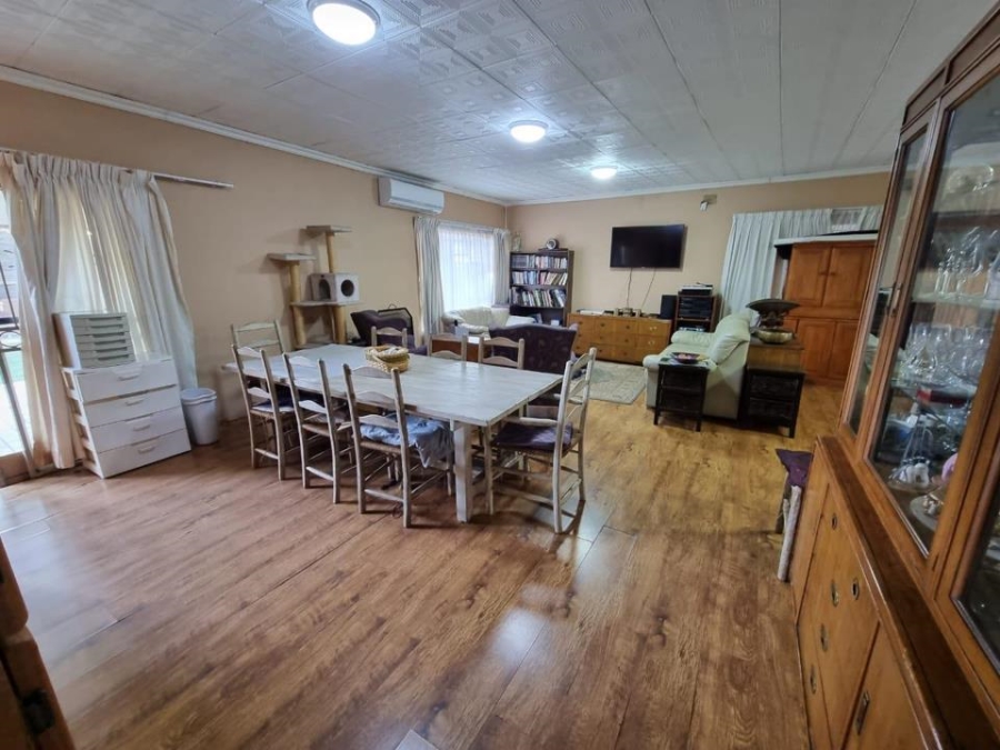 To Let 3 Bedroom Property for Rent in Sinoville Gauteng