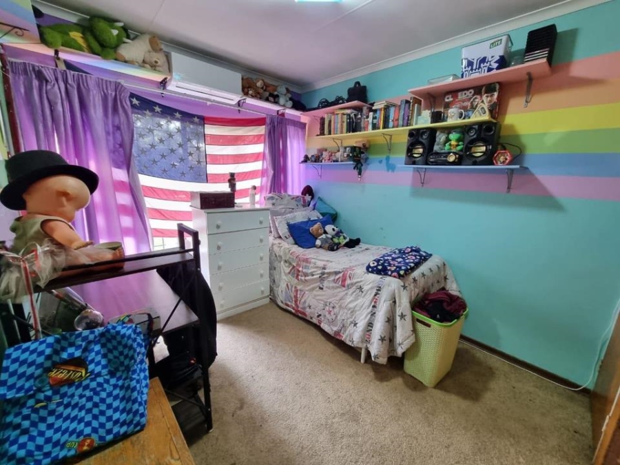 To Let 3 Bedroom Property for Rent in Sinoville Gauteng