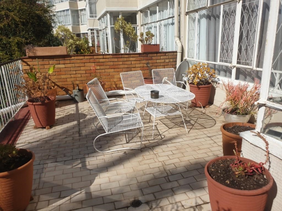 To Let 1 Bedroom Property for Rent in Killarney Gauteng