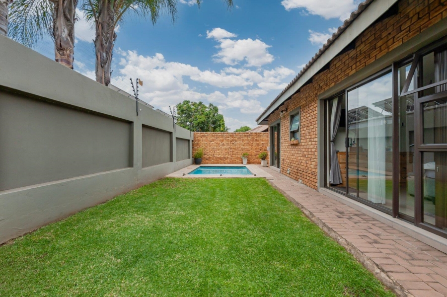 3 Bedroom Property for Sale in New Redruth Gauteng