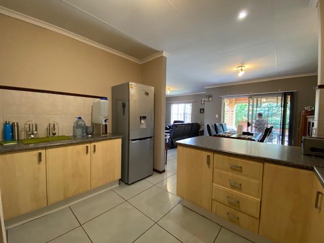 To Let 3 Bedroom Property for Rent in Equestria Gauteng