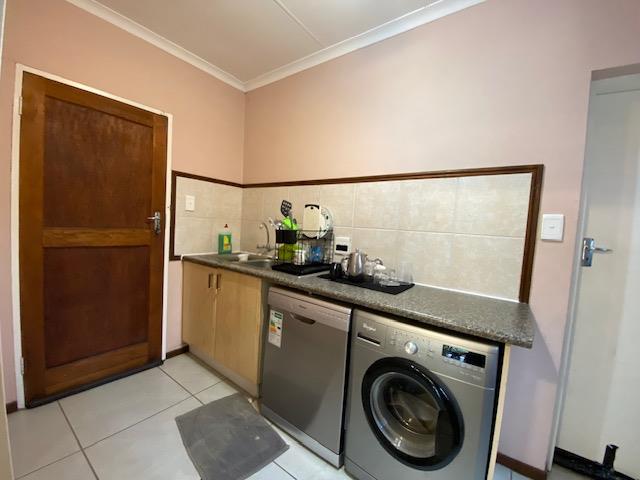 To Let 3 Bedroom Property for Rent in Equestria Gauteng