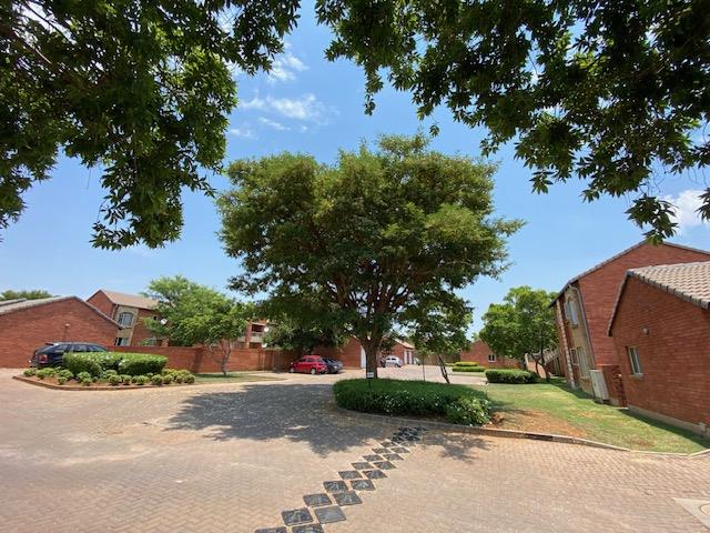 To Let 3 Bedroom Property for Rent in Equestria Gauteng