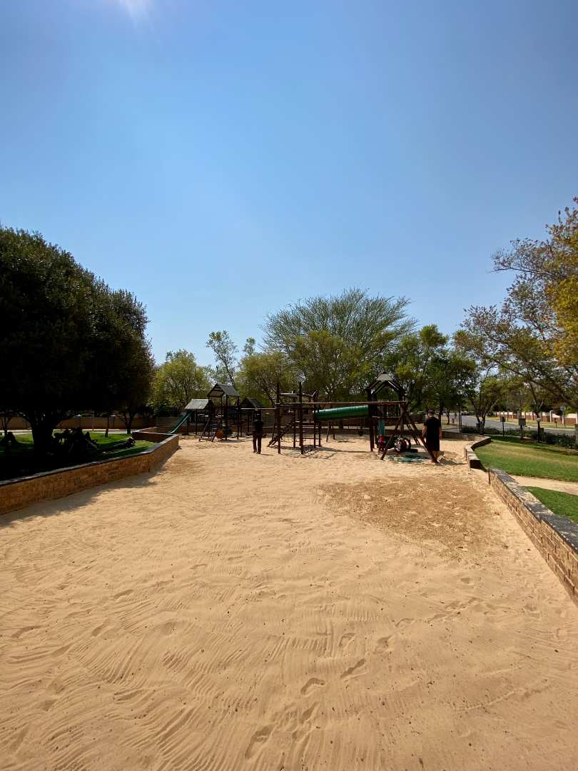 To Let 3 Bedroom Property for Rent in Equestria Gauteng