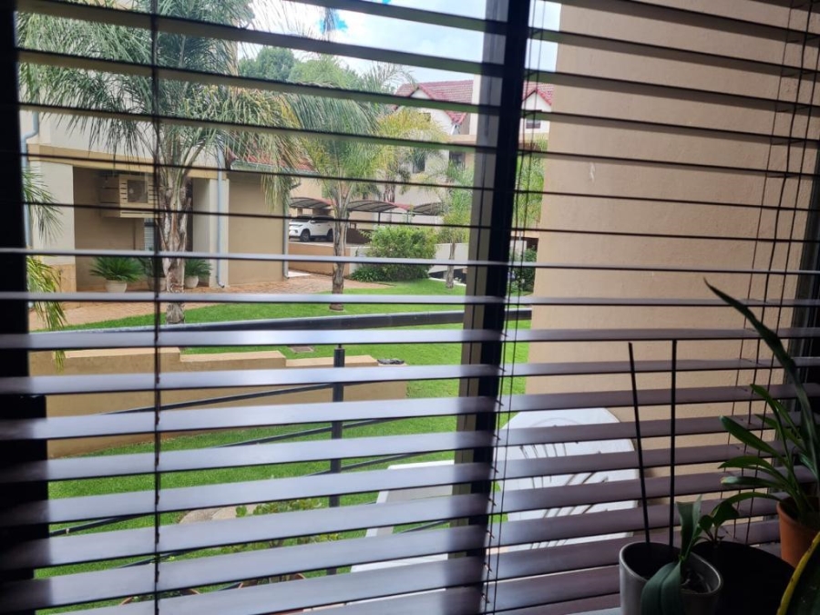 To Let 1 Bedroom Property for Rent in Zwartkop Golf Estate Gauteng