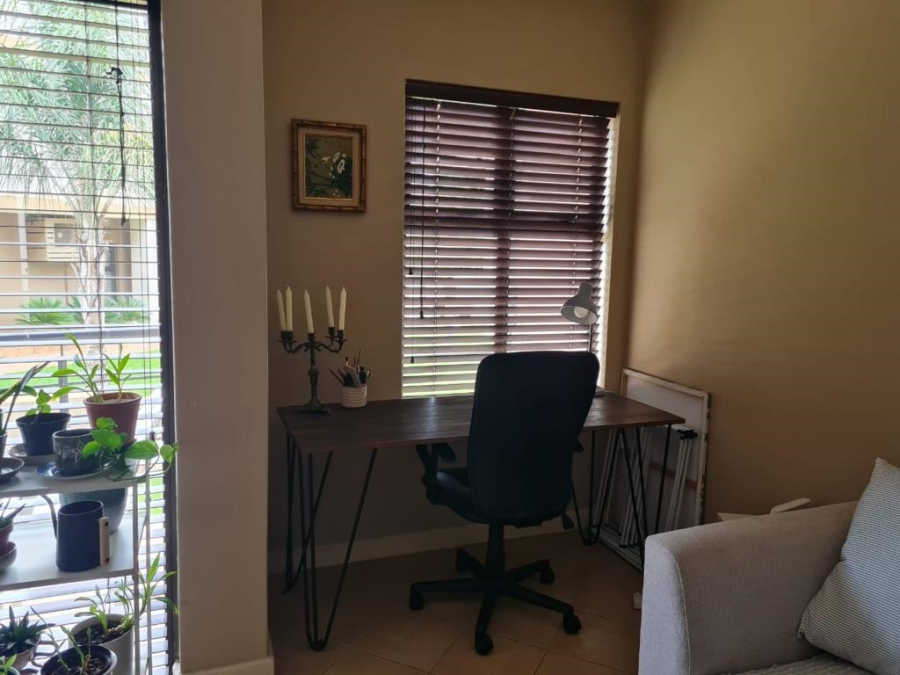 To Let 1 Bedroom Property for Rent in Zwartkop Golf Estate Gauteng