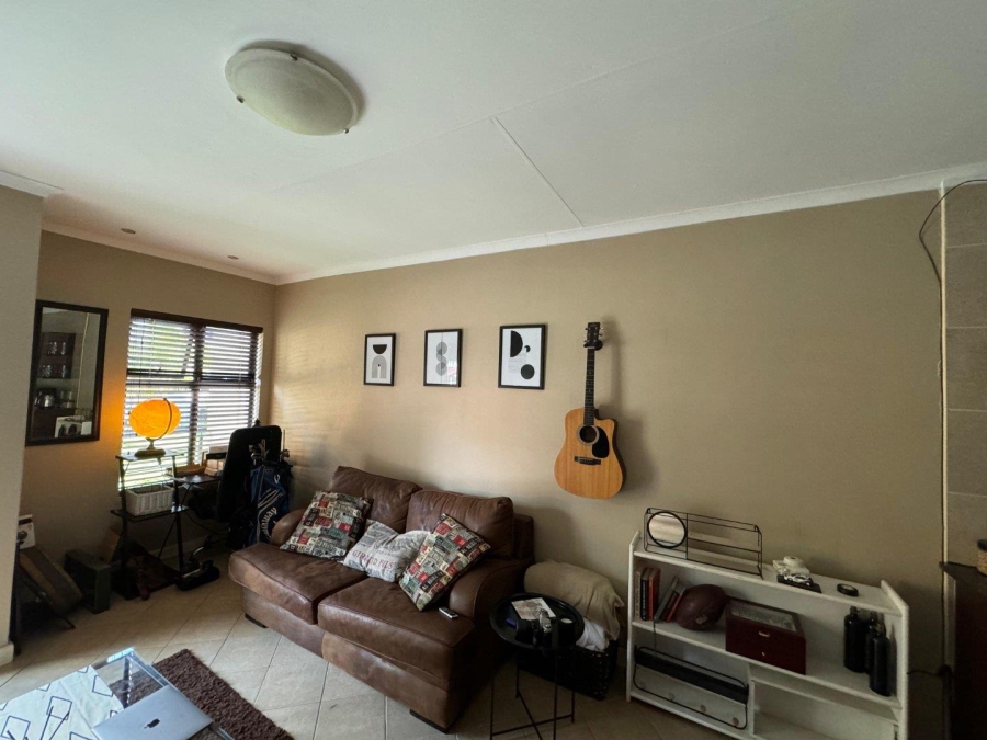 To Let 1 Bedroom Property for Rent in Zwartkop Golf Estate Gauteng