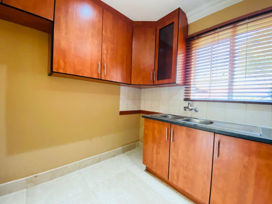 To Let 2 Bedroom Property for Rent in Noordwyk Gauteng