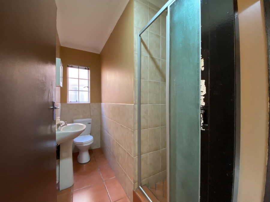 To Let 2 Bedroom Property for Rent in Noordwyk Gauteng