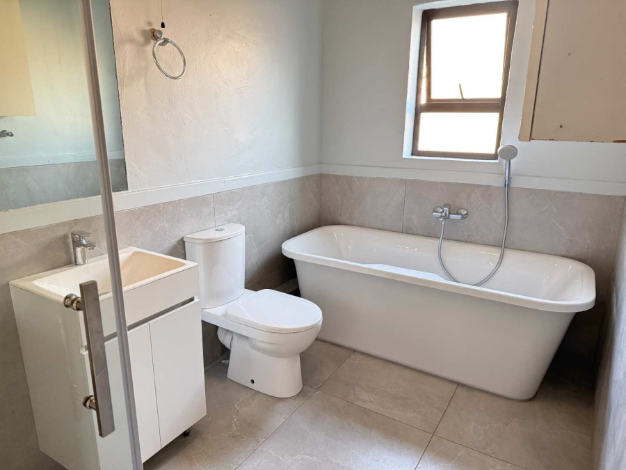 To Let 1 Bedroom Property for Rent in Melrose Gauteng