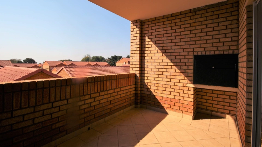2 Bedroom Property for Sale in Montana Gauteng