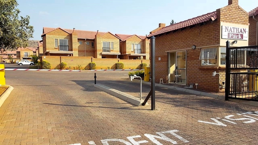 2 Bedroom Property for Sale in Montana Gauteng