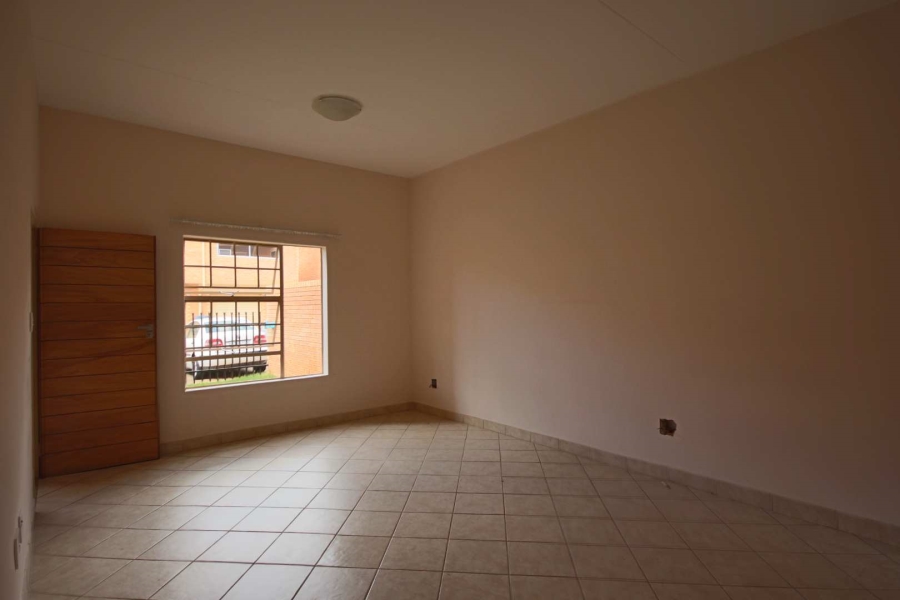 To Let 3 Bedroom Property for Rent in Elardus Park Gauteng