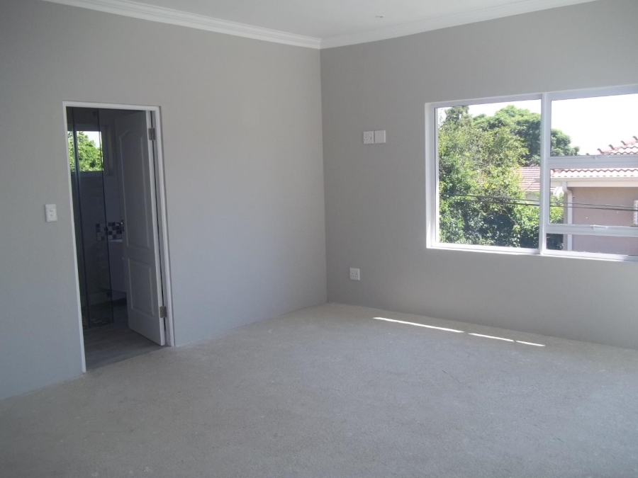 5 Bedroom Property for Sale in Glenhazel Gauteng