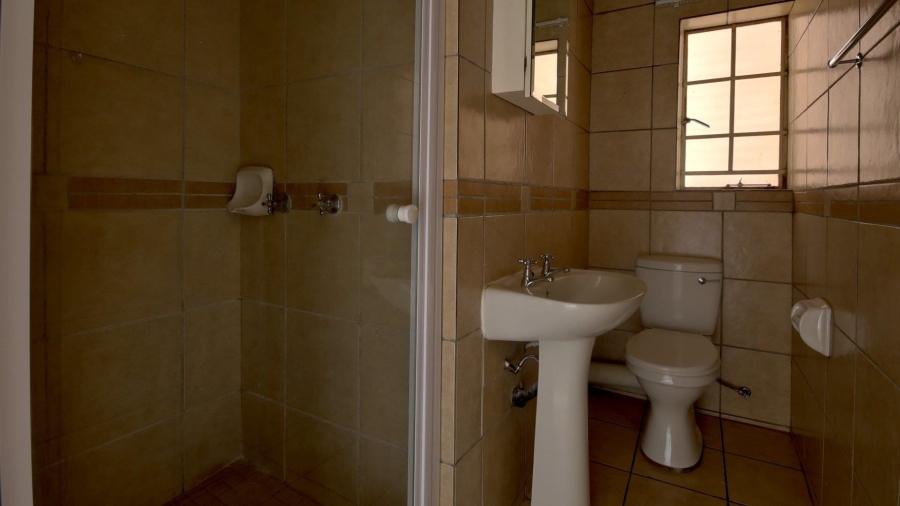 To Let 2 Bedroom Property for Rent in Northwold Gauteng