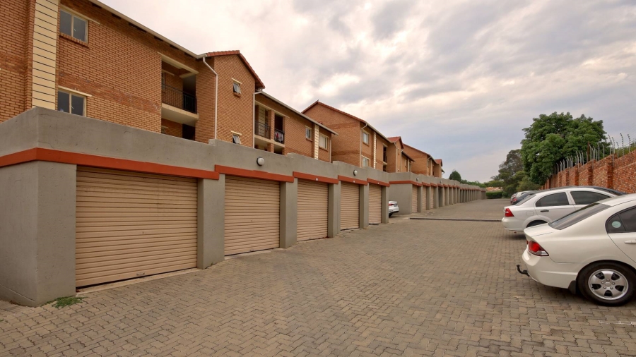 To Let 2 Bedroom Property for Rent in Northwold Gauteng