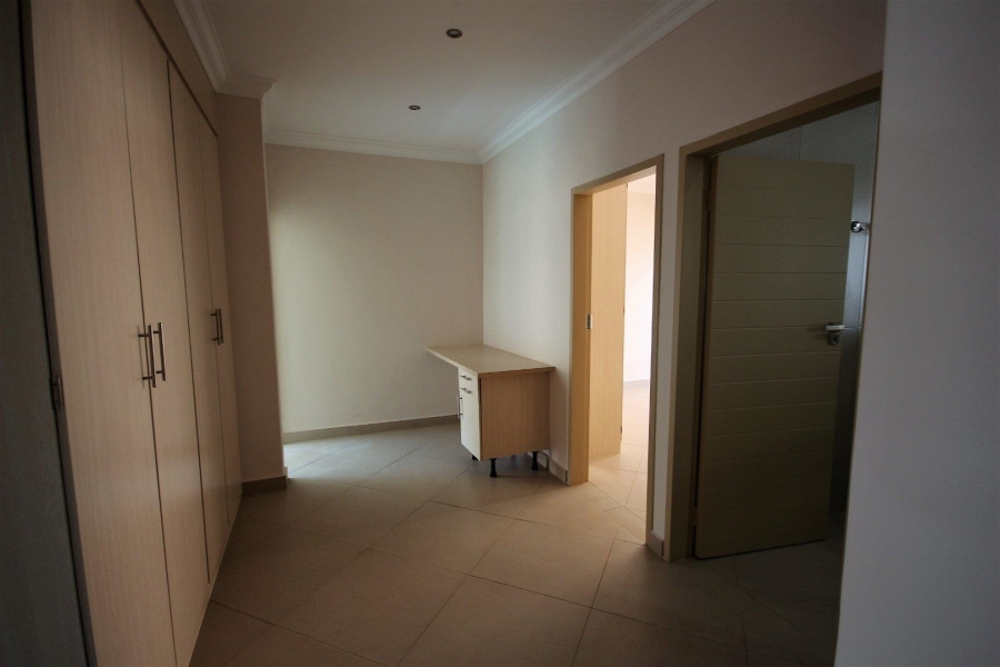 To Let 3 Bedroom Property for Rent in Olympus Gauteng