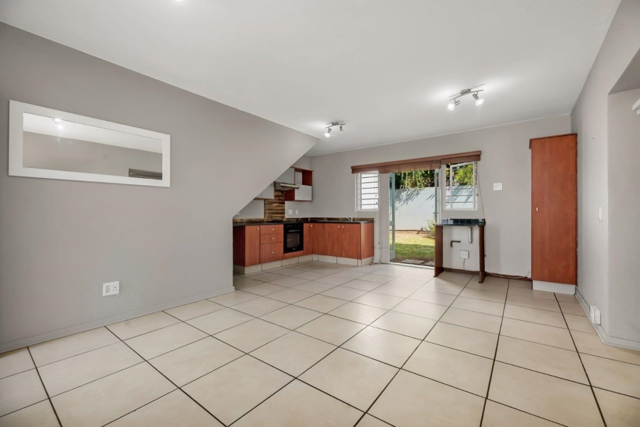 2 Bedroom Property for Sale in Broadacres Gauteng