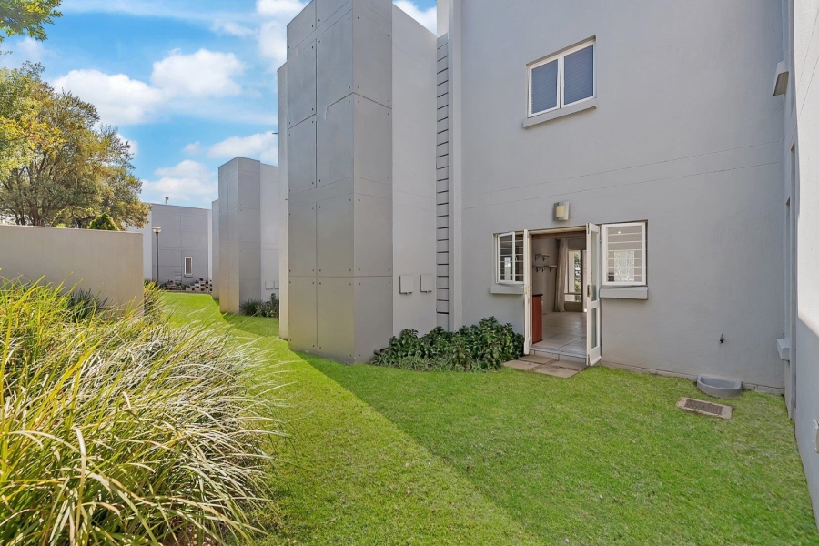 2 Bedroom Property for Sale in Broadacres Gauteng