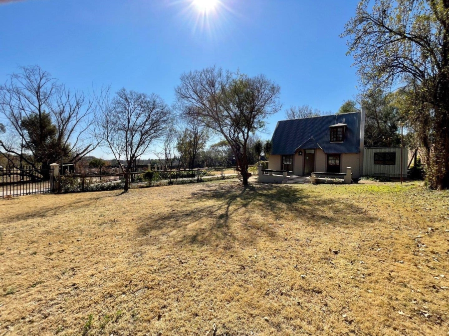 To Let 1 Bedroom Property for Rent in Fourways Gauteng