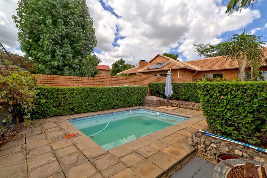 To Let 3 Bedroom Property for Rent in Hazeldean Gauteng