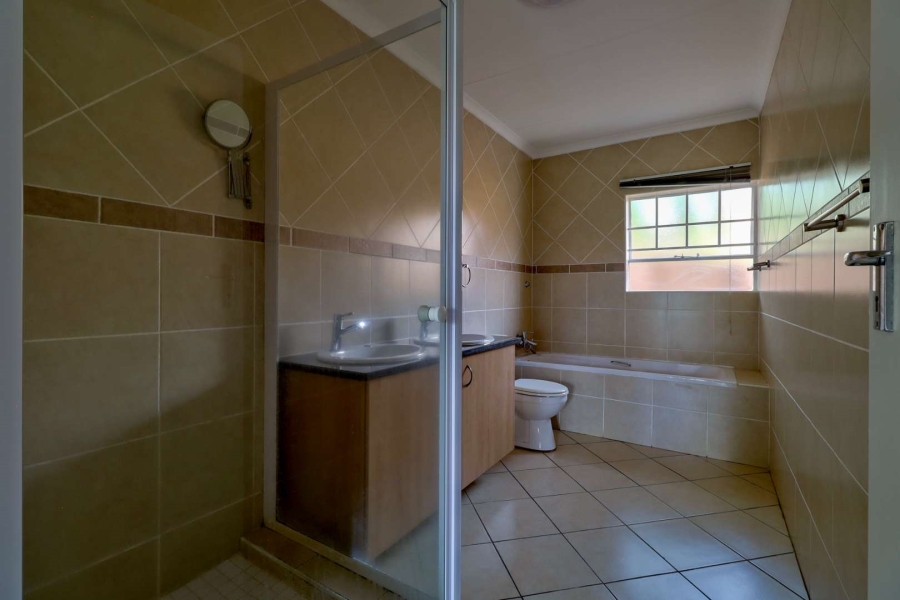 To Let 3 Bedroom Property for Rent in Hazeldean Gauteng